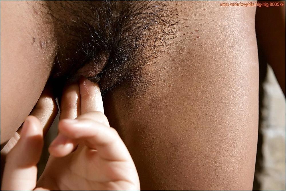 12P Wonderful Hairy Lesbians