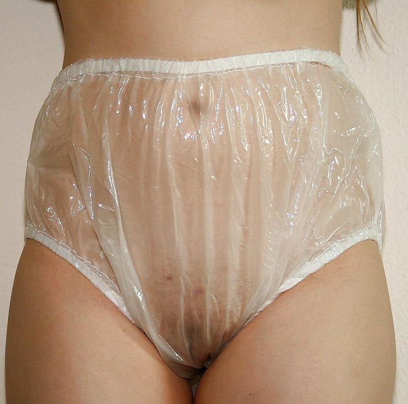 22P Woman in PVC 8 - Suomipvc