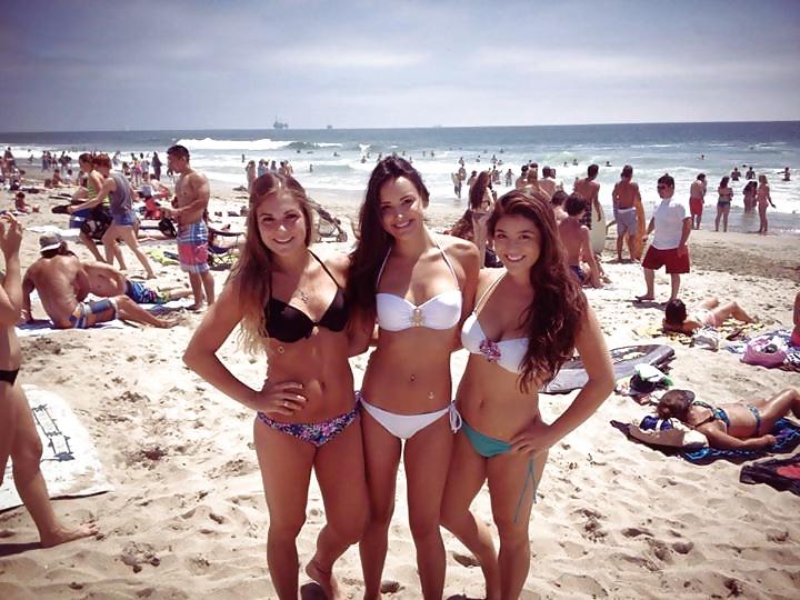 25P YOUNG TEEN SLUTS AT THE BEACH - COMMEN THEM DIRTY