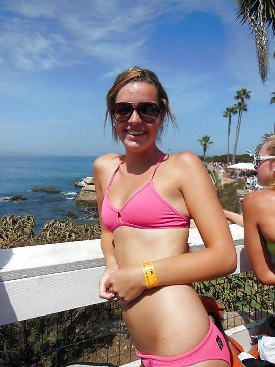 25P YOUNG TEEN SLUTS AT THE BEACH - COMMEN THEM DIRTY