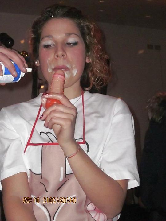 25P YOUNG TEEN SLUTS AT THE BEACH - COMMEN THEM DIRTY