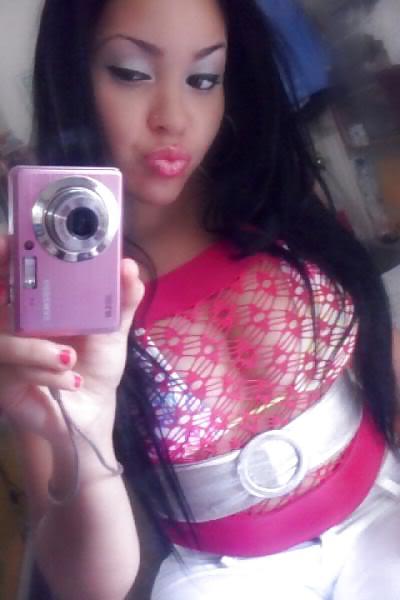 25P Hot Latino