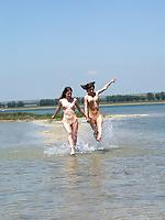 20P Lesbians on the beach