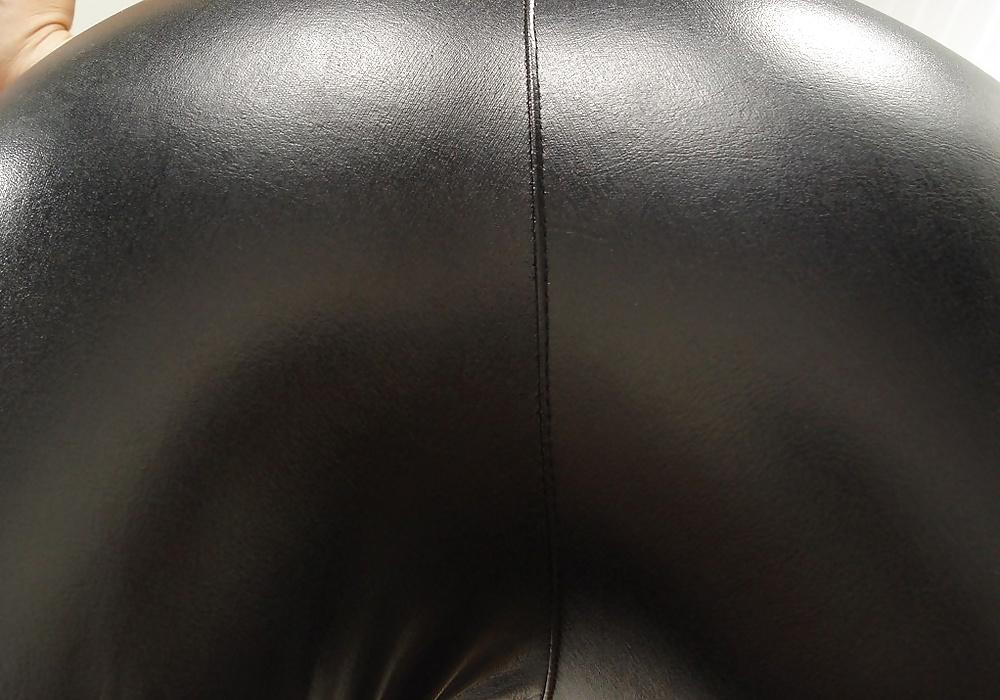 17P Mistress Celine in leather 2