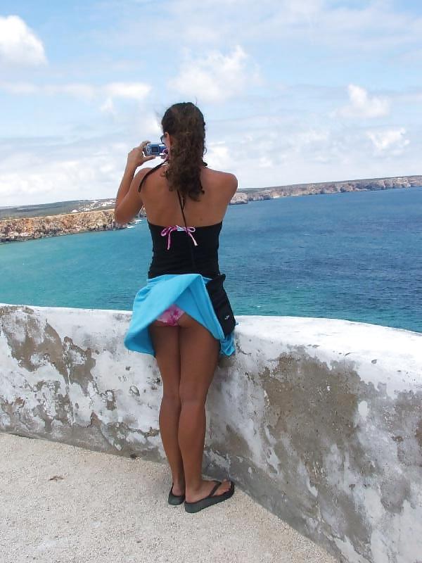 25P Upskirt, Flashing, candid images from girls and matures