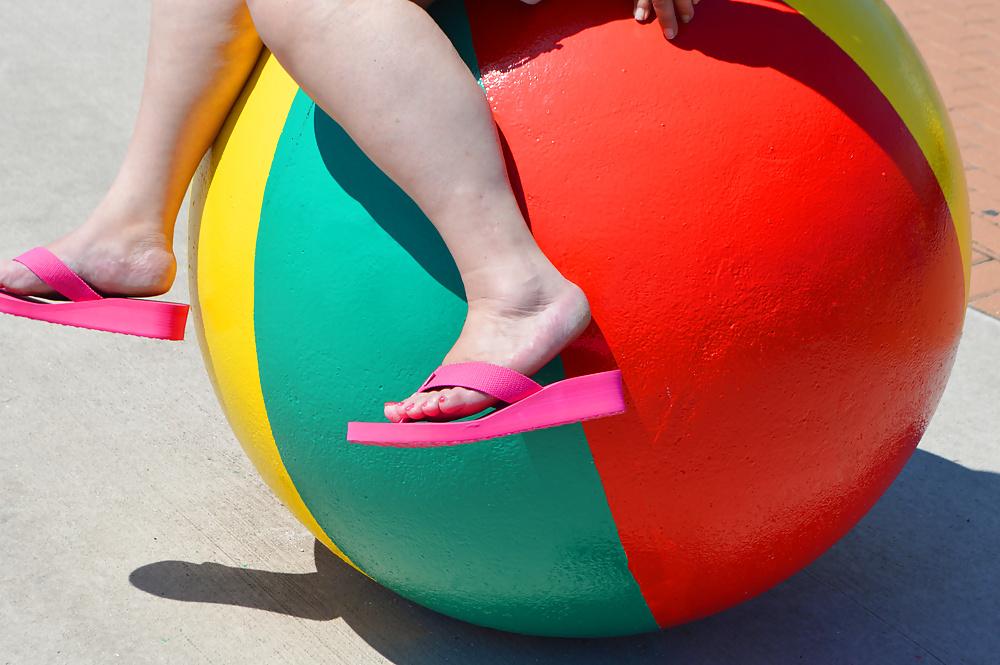 18P Beach Feet