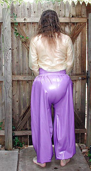 17P Plastic pants