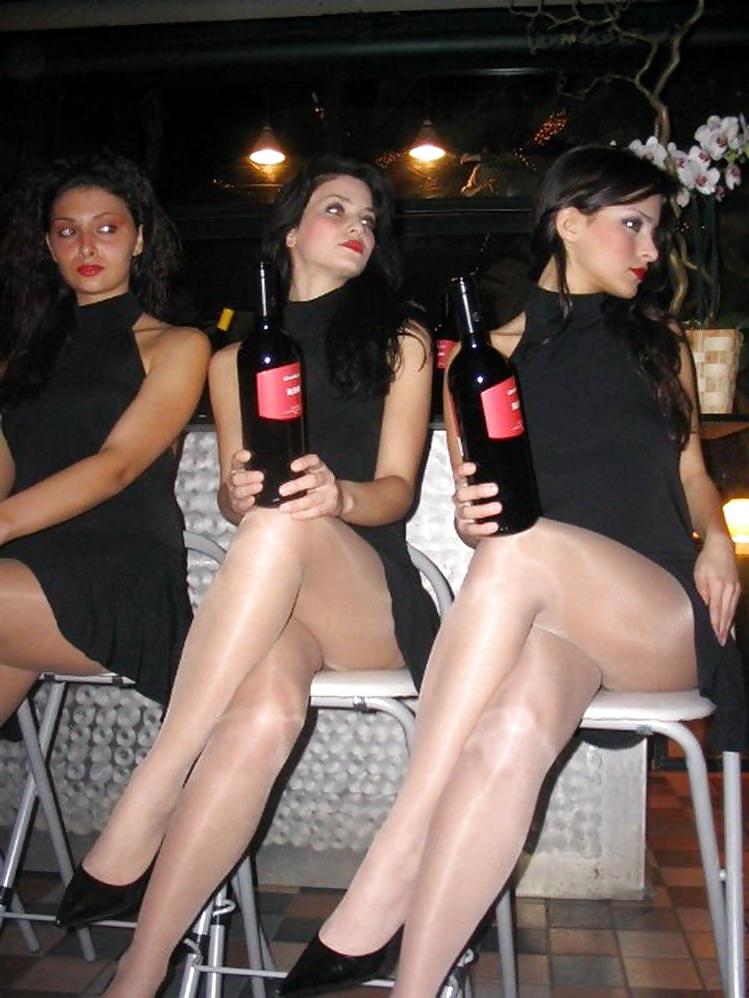 25P Nylon upskirt 17