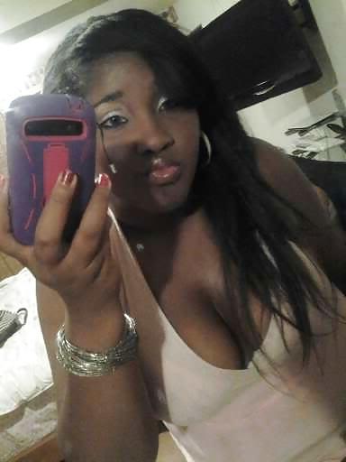25P Busty Latino Teens NN