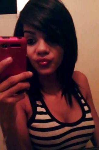 25P Busty Latino Teens NN