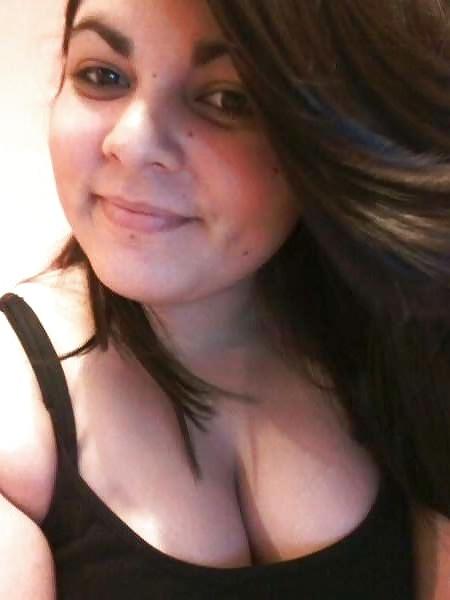 25P Busty Latino Teens NN