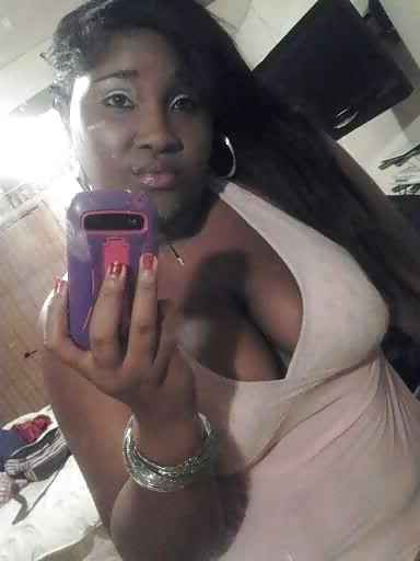 25P Busty Latino Teens NN