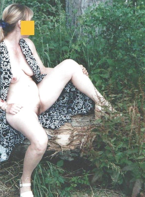 25P MILF flashing - 5