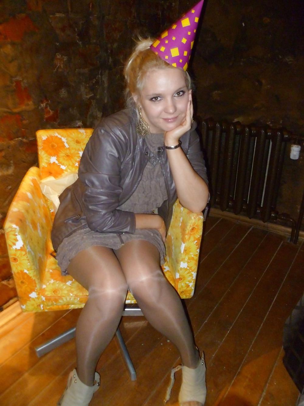 25P Nylon upskirt 14