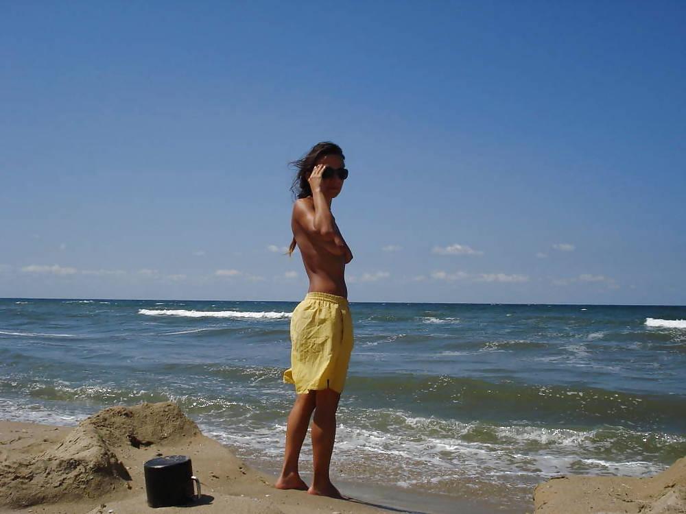 25P On the bulgarian beach