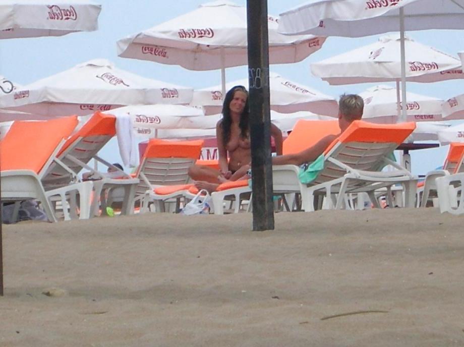 25P On the bulgarian beach