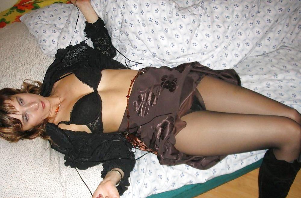 25P Nylon upskirt 12