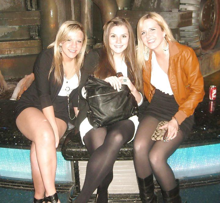 25P Nylon upskirt 12