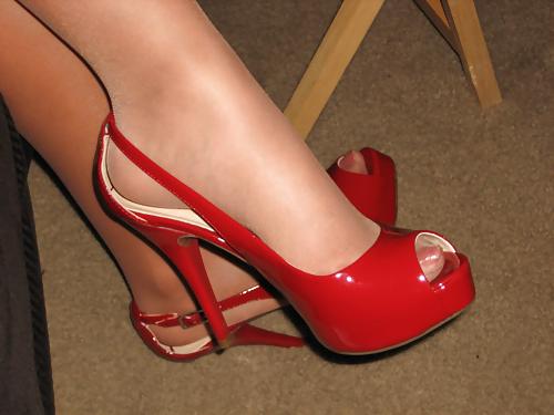 25P Nylon upskirt 12