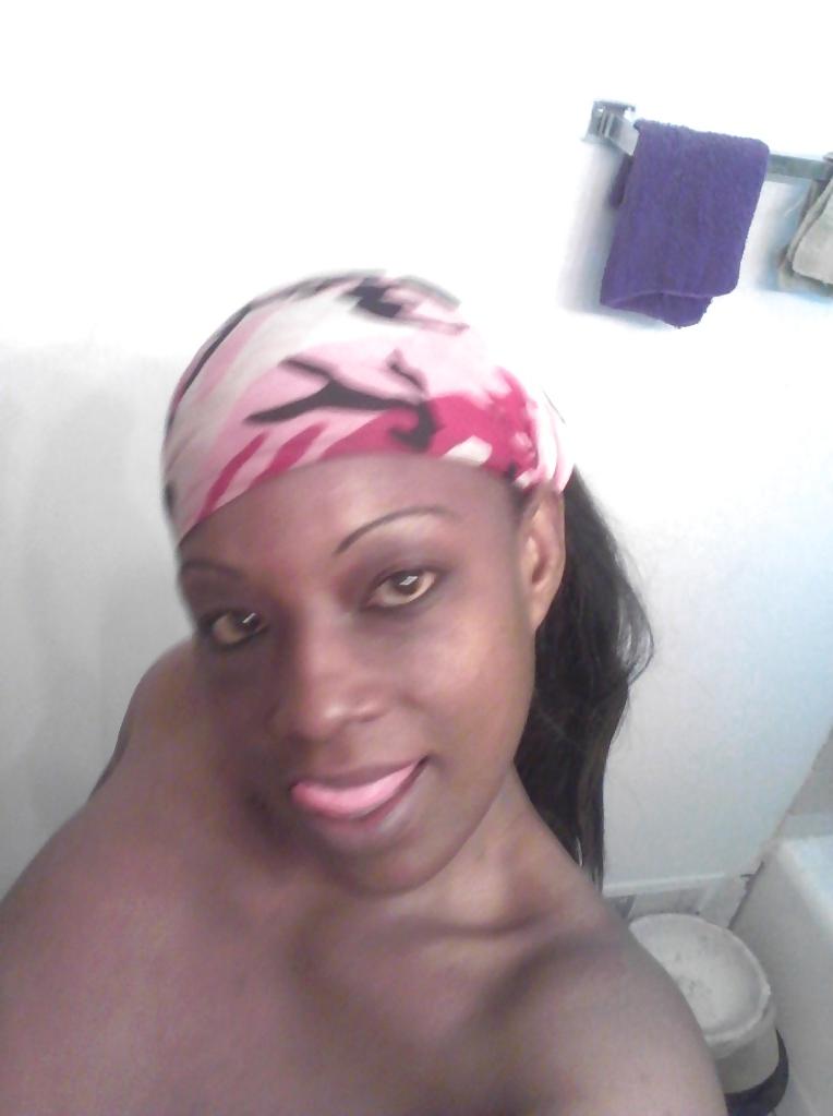 25P Big Natural Silicone-free Boobs! (Ebony MILF)