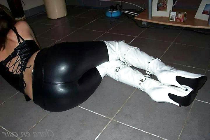 25P Leggins and Leather