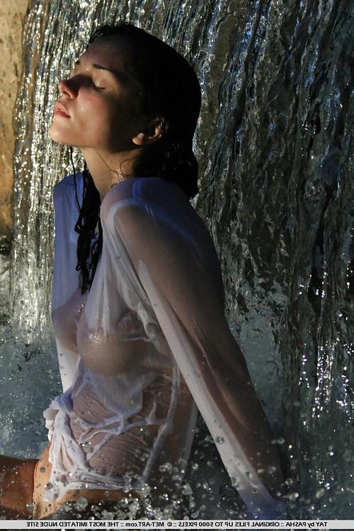 9P See Through 3