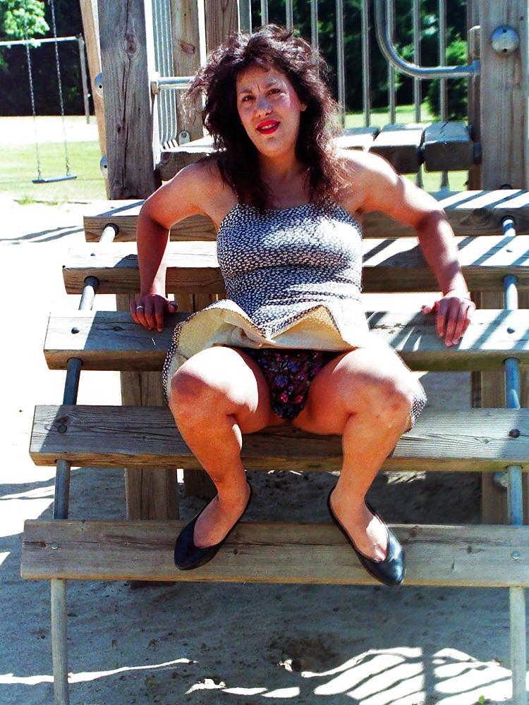 25P Ex wife Flashing in a park