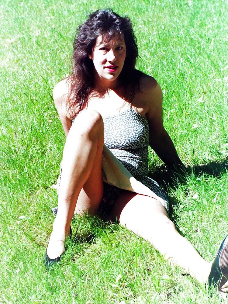 25P Ex wife Flashing in a park