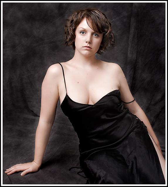 20P Classy woman lingerie