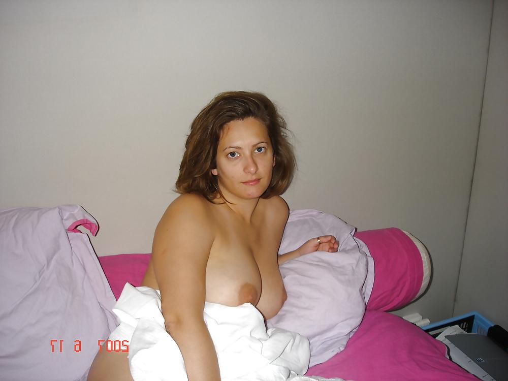 25P Sexy French MILF on Vacation