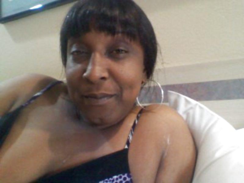 25P Nessa - Busty Ebony Woman