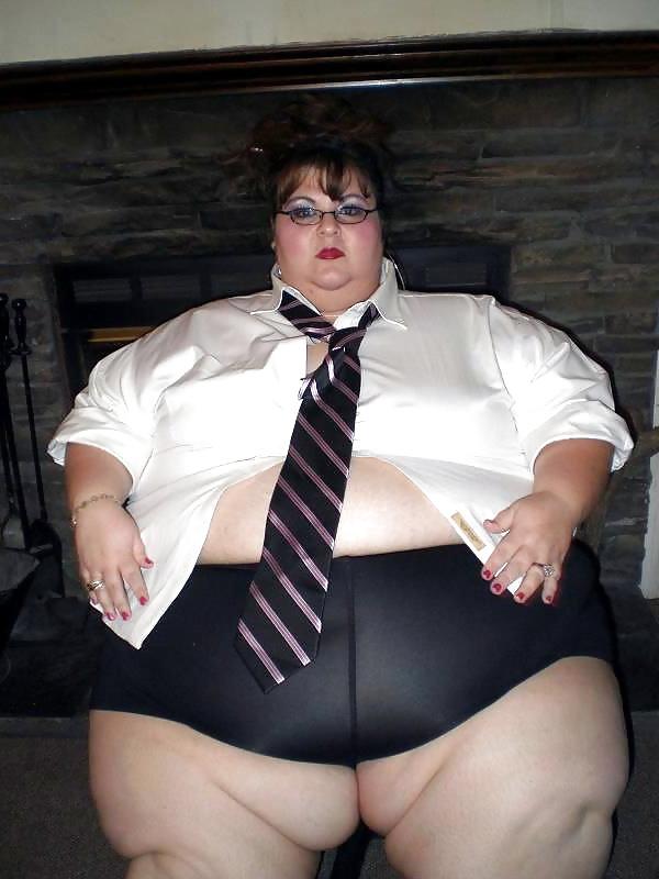 22P Ssbbw secretary don't want to work