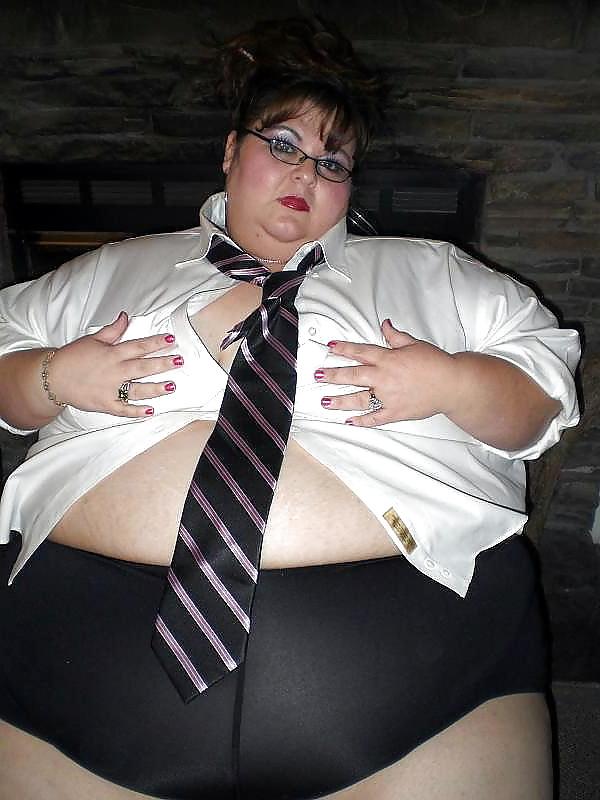 22P Ssbbw secretary don't want to work
