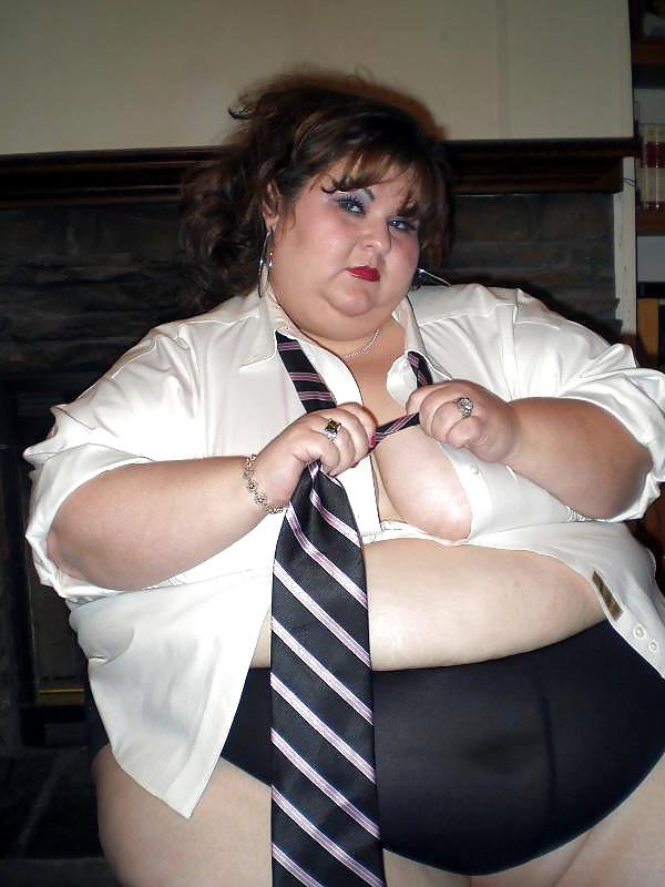 22P Ssbbw secretary don't want to work