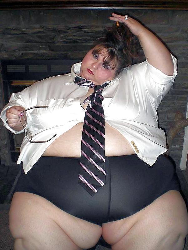 22P Ssbbw secretary don't want to work