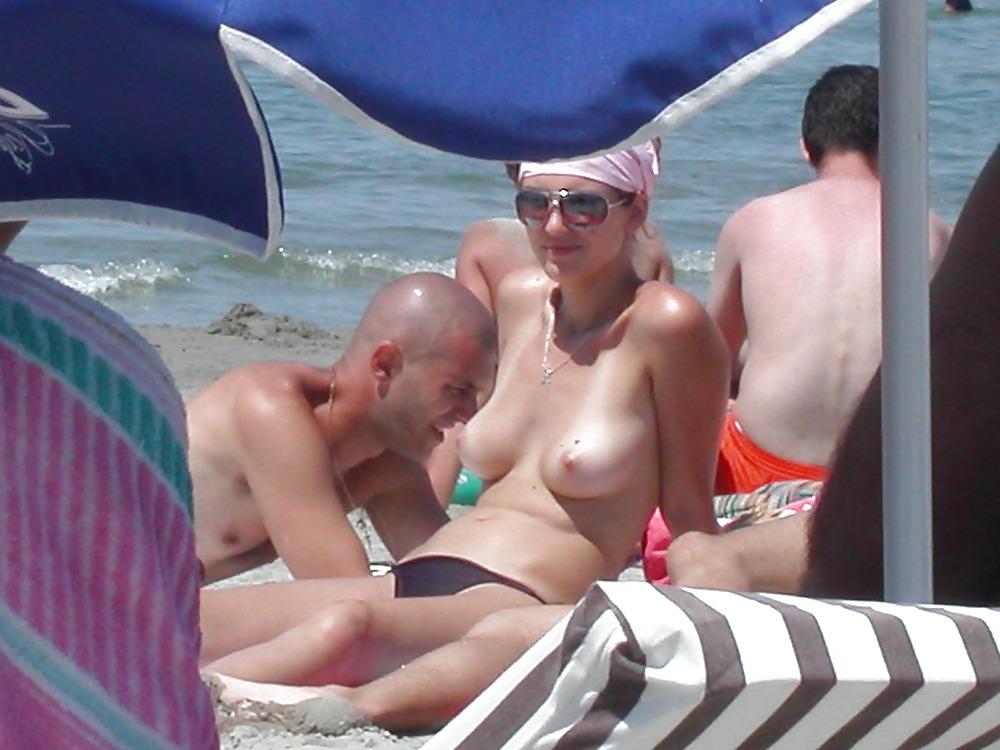 25P Beach Asses