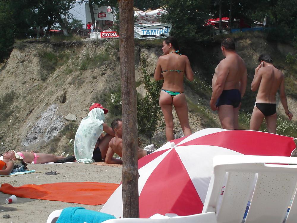 25P Beach Asses