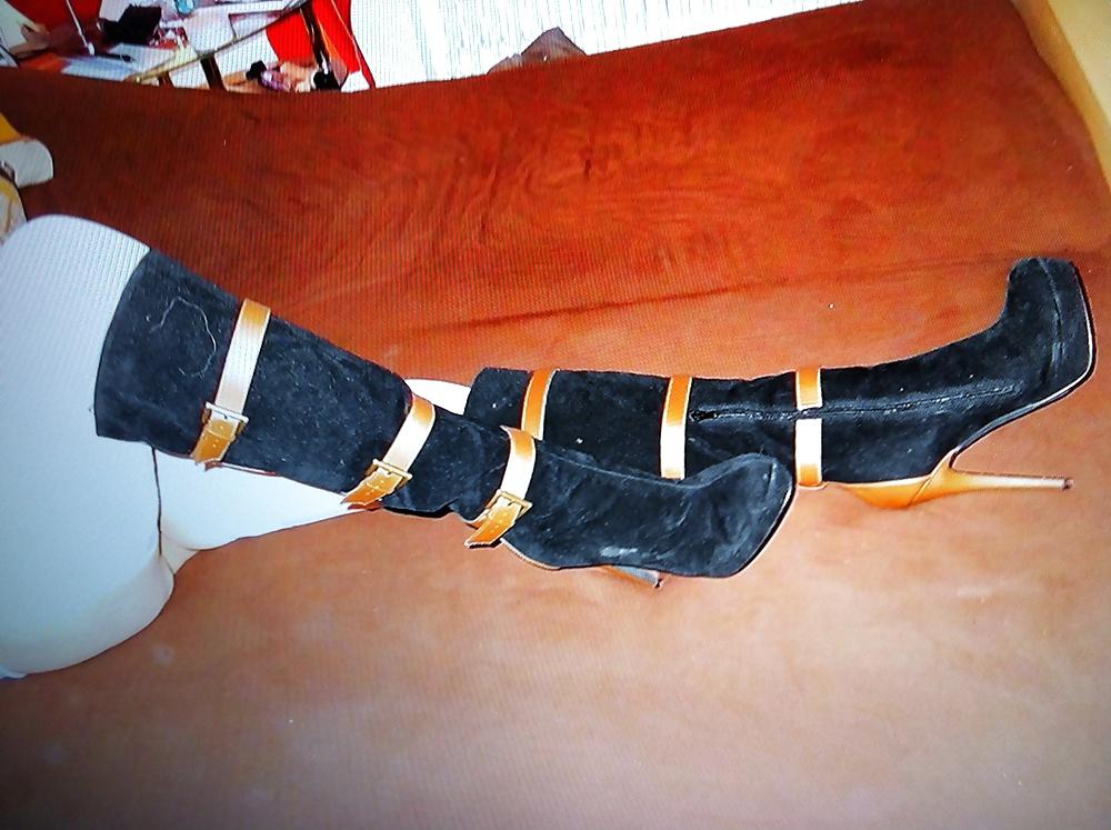 22P Meine Langen Beine mit Nylon und High Heels
