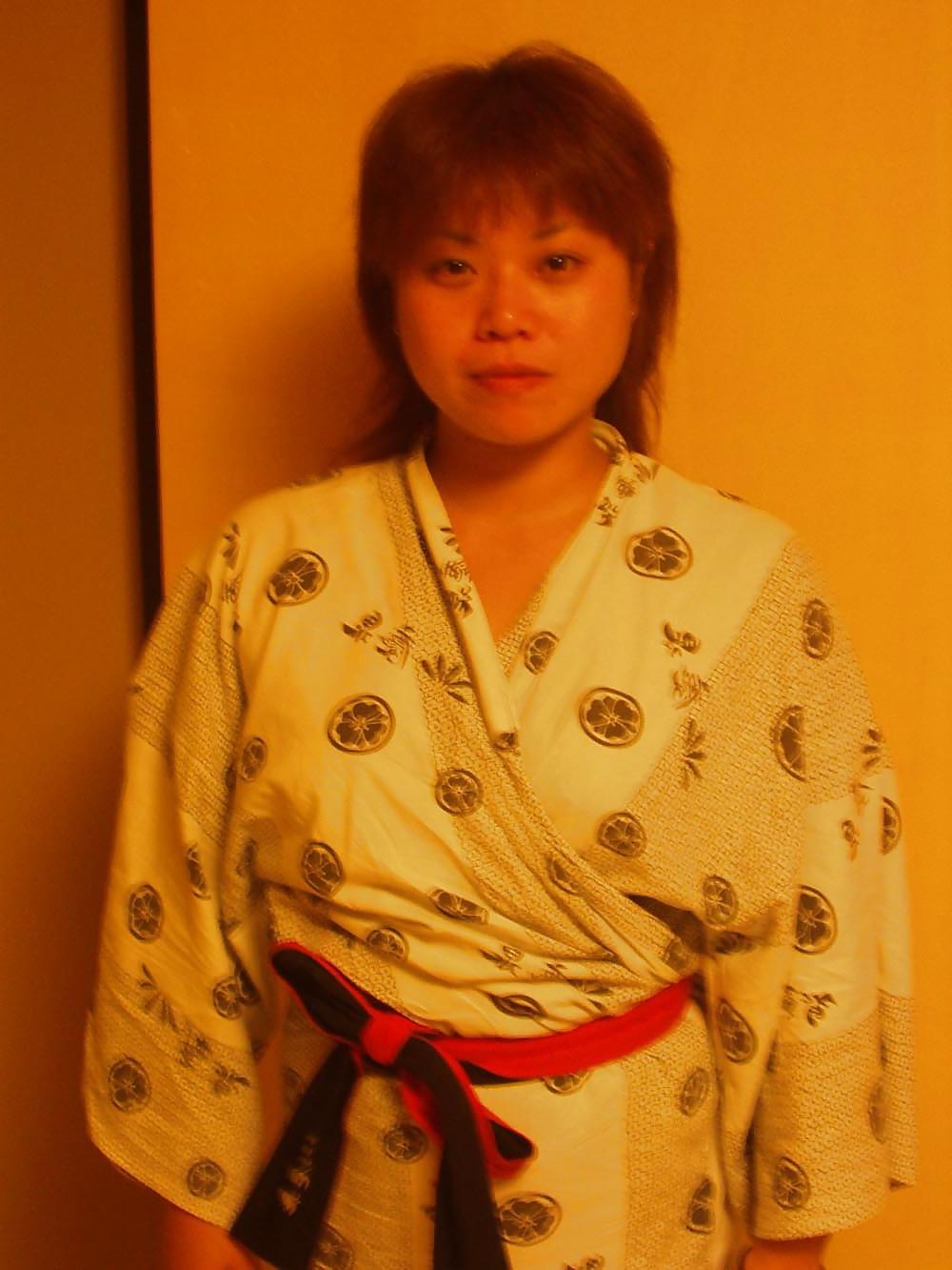 20P Japanese Mature Woman 107