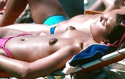 25P Puffy Nipples Beach