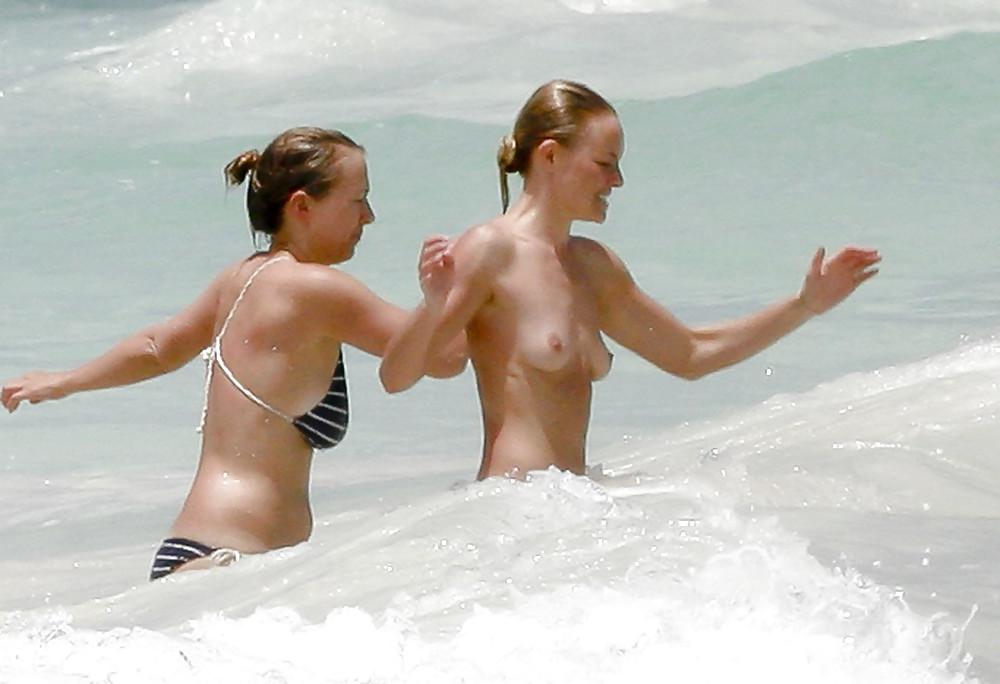 18P Kate bosworth topless beach pics