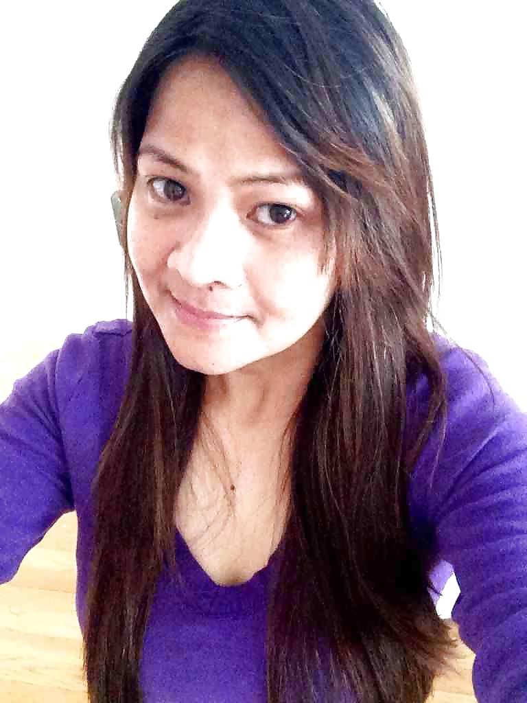 15P Asian milf