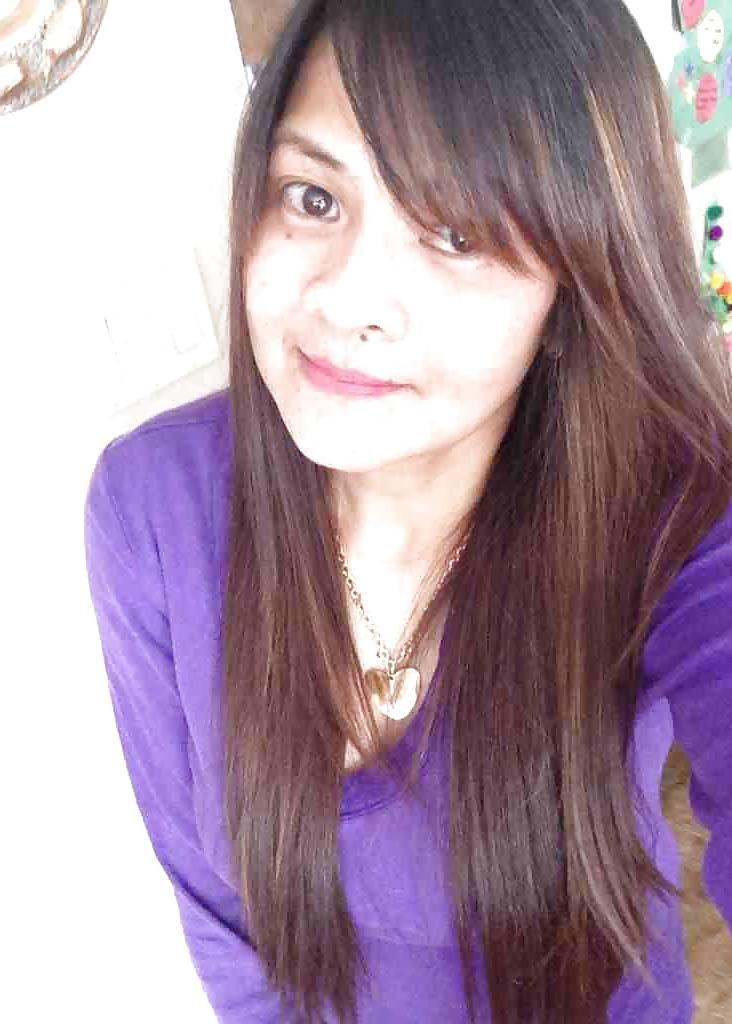 15P Asian milf