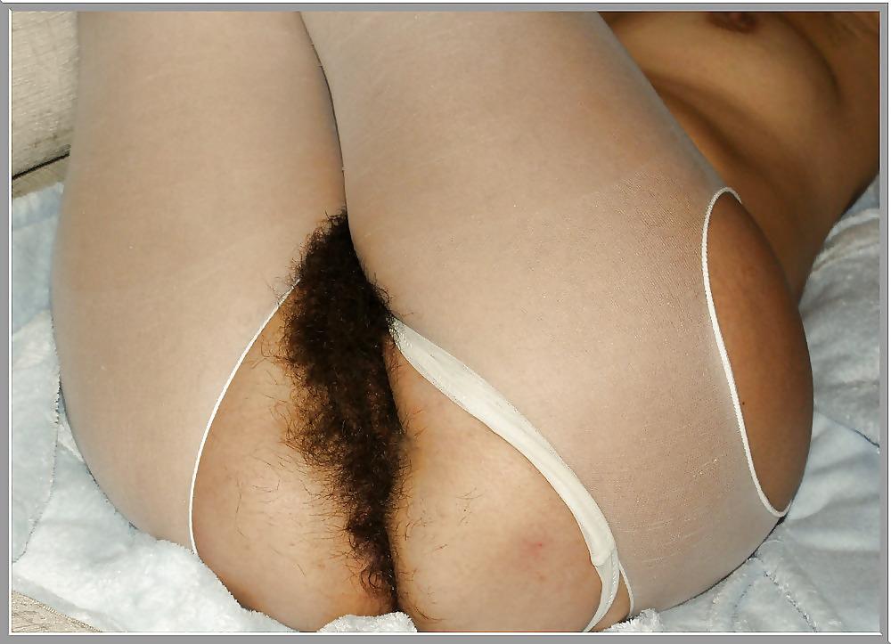 25P Georgous delectable monster hairy pussy