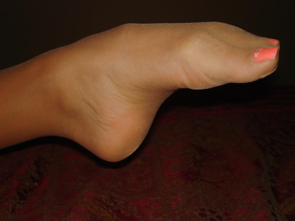 9P Wife's nylon toes