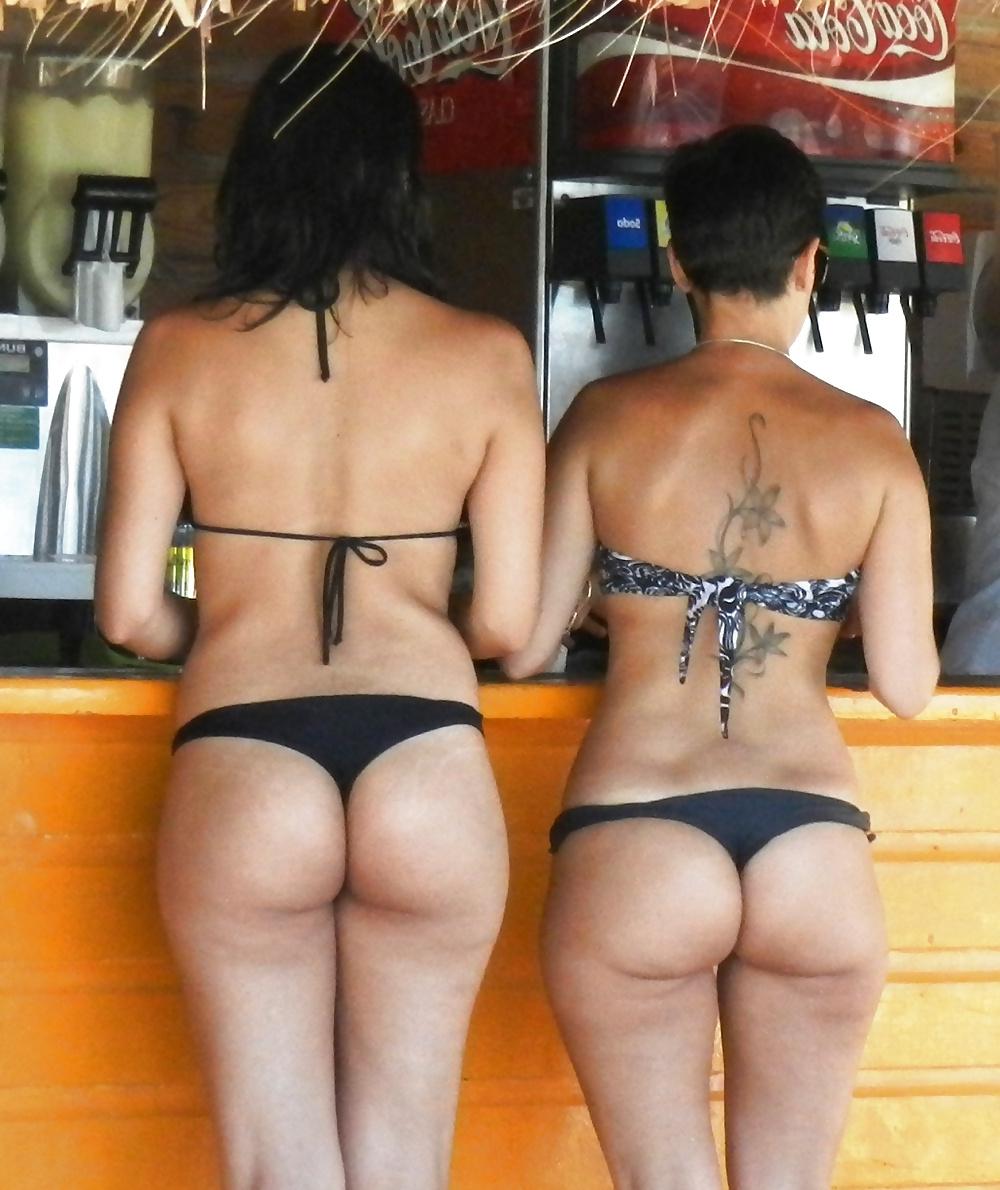 22P Beach boobs milfs and grannies 4