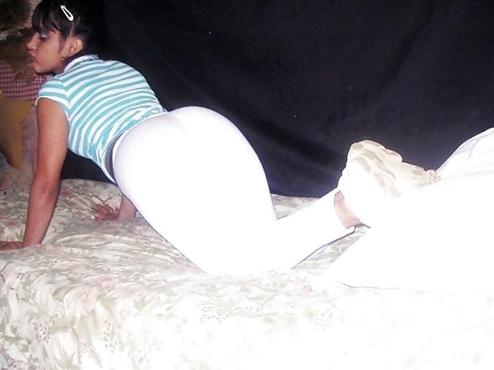 20P Latin teen in tights Part III