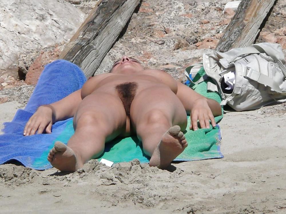 25P MILFs on the Beach - 16