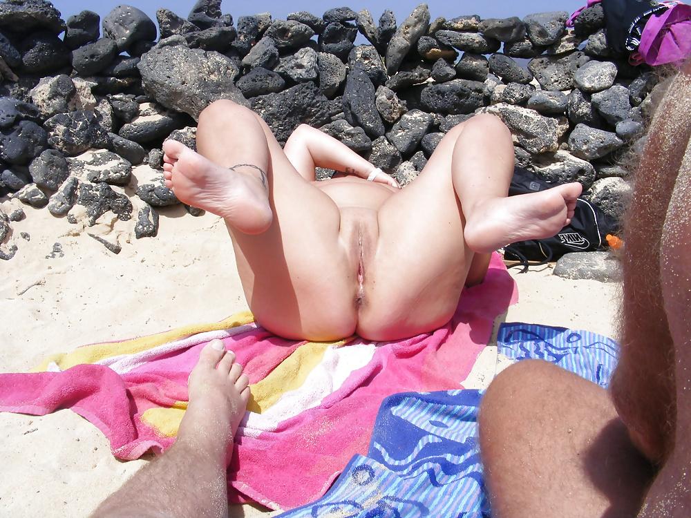 7P Beach dogging winter fun 