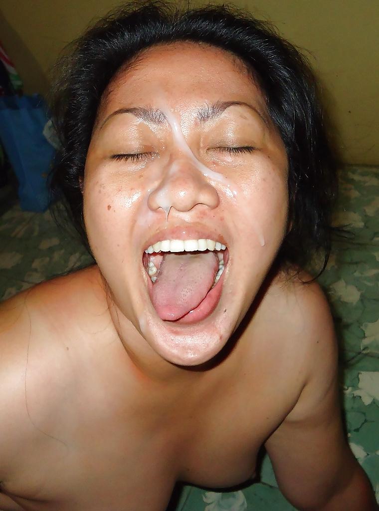 22P Hot Indo MILF Selfies & Facials 